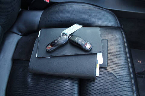 2018 Porsche Cayenne Platinum Edition