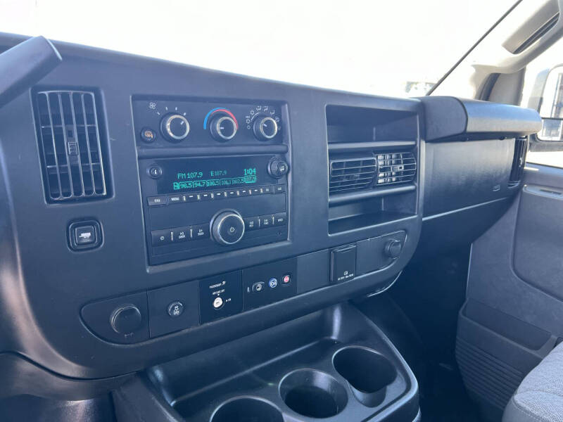 2017 Chevrolet Express 2500