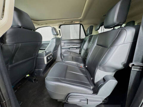 2023 Ford Expedition MAX XLT