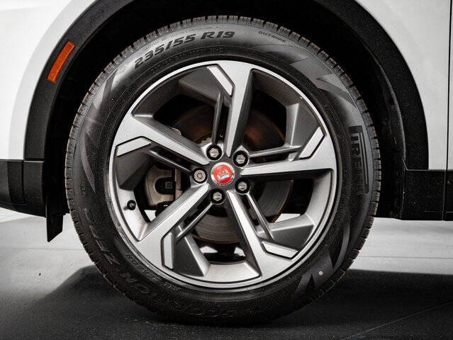2022 Jaguar E-PACE P250 SE