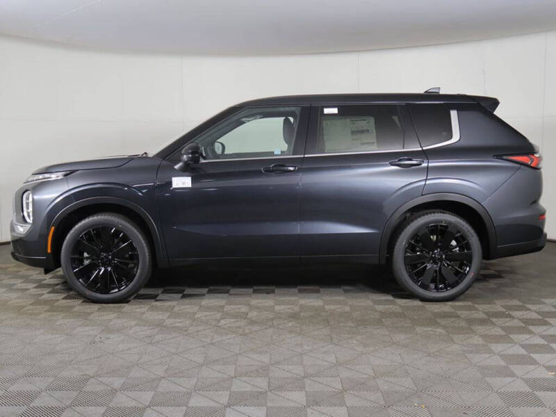 2026 Mitsubishi Outlander LE