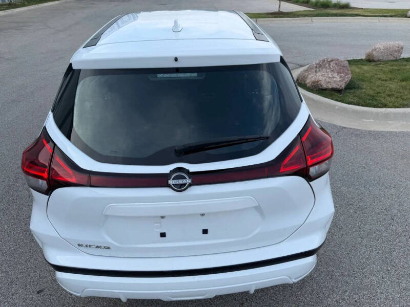 2023 Nissan Kicks S
