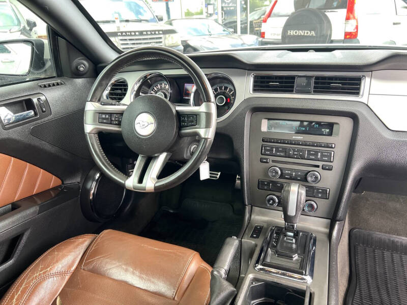2013 Ford Mustang V6 Premium