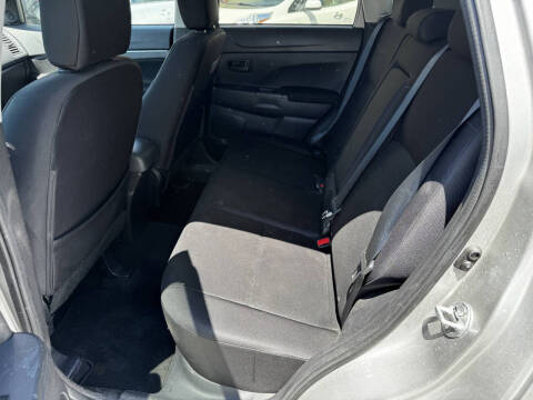 2015 Mitsubishi Outlander Sport ES