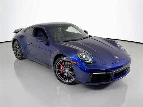 2022 Porsche 911 Carrera 4 GTS