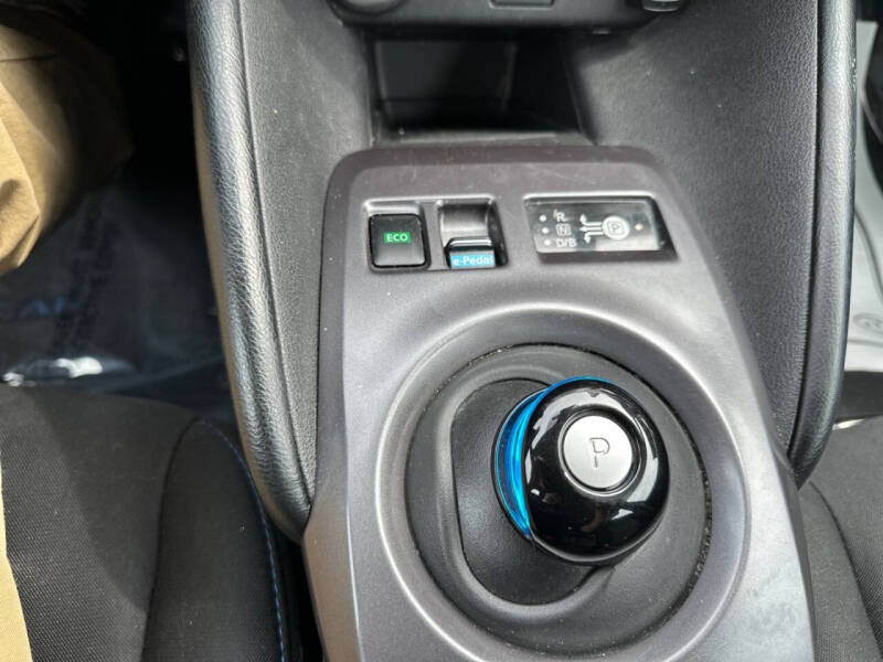 2021 Nissan LEAF S