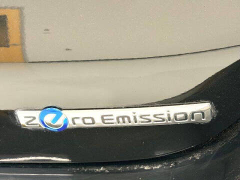 2016 Nissan LEAF SV