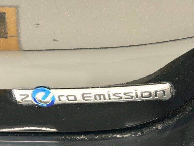2016 Nissan LEAF SV