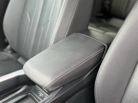 2019 Audi e-tron quattro Premium Plus