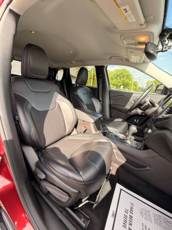 2019 Jeep Cherokee Latitude Plus