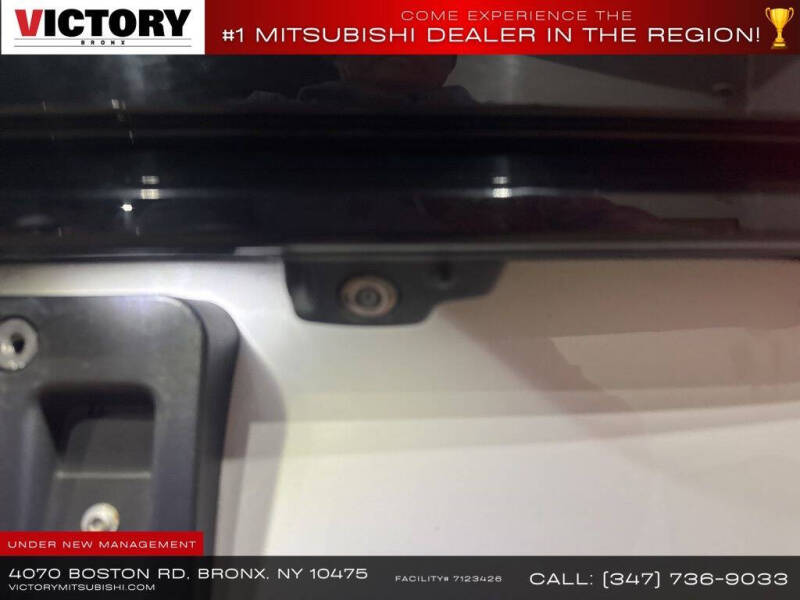 2022 Land Rover Range Rover Velar P250 R-Dynamic S