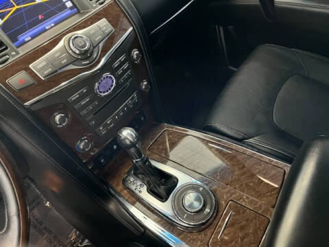 2017 Infiniti QX80 Signature Edition