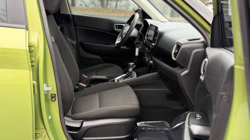 2021 Hyundai Venue SE