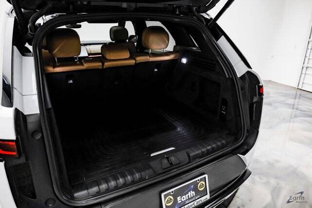 2024 Land Rover Range Rover Sport P360 SE