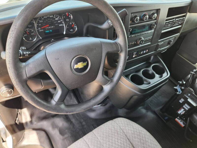 2021 Chevrolet Express 2500