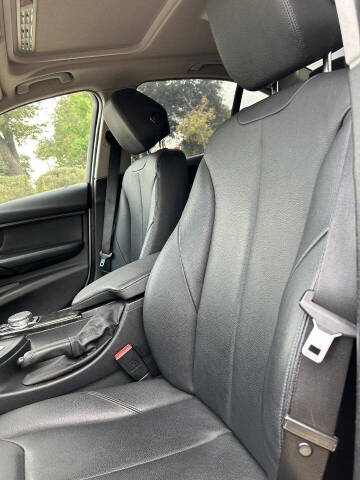 2015 BMW 3 Series 328i