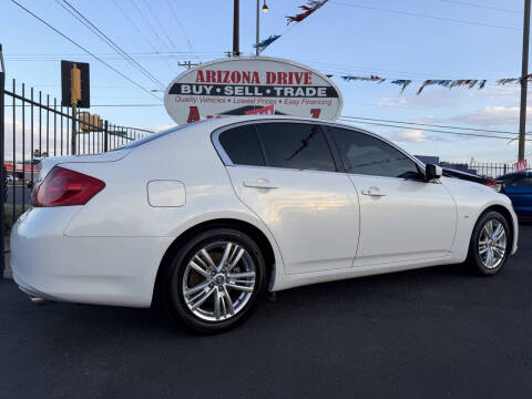 2015 Infiniti Q40