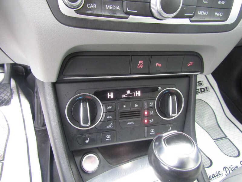 2016 Audi Q3 2.0T quattro Premium Plus