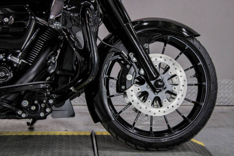 2018 Harley-Davidson Street Glide Special