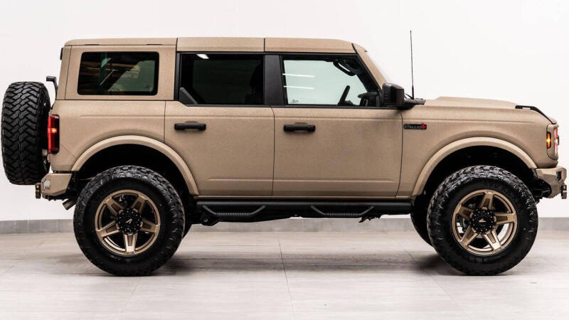 2024 Ford Bronco Outer Banks