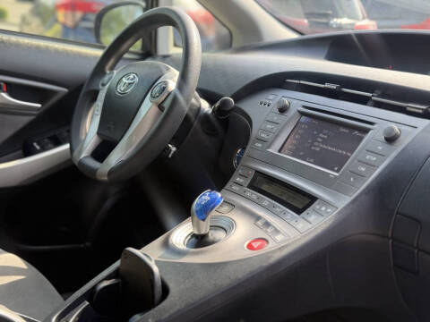 2013 Toyota Prius Two