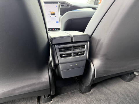 2018 Tesla Model X 75D