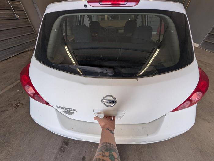 2012 Nissan Versa 1.8 SL