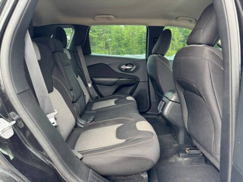 2014 Jeep Cherokee Sport