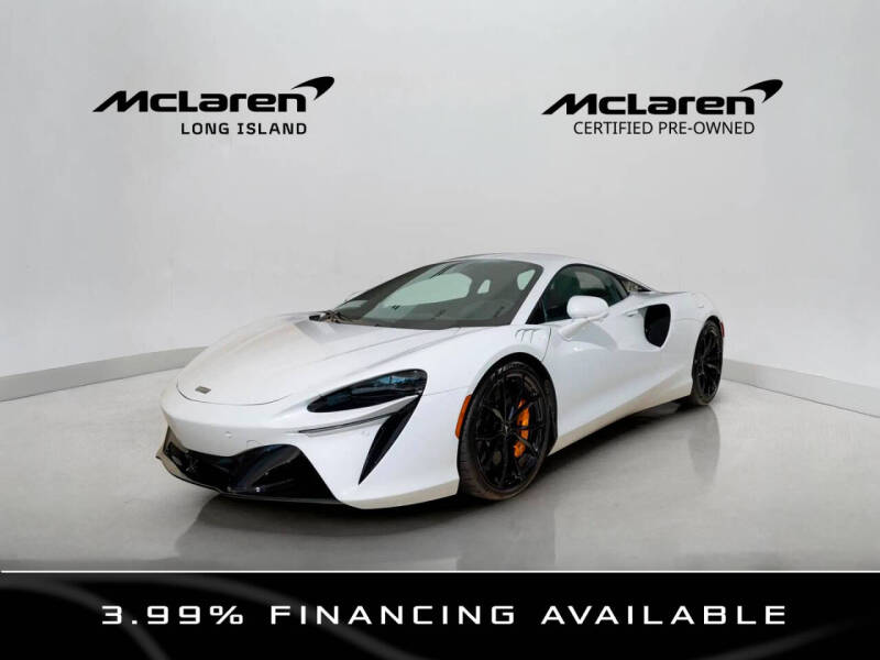 2024 McLaren Artura