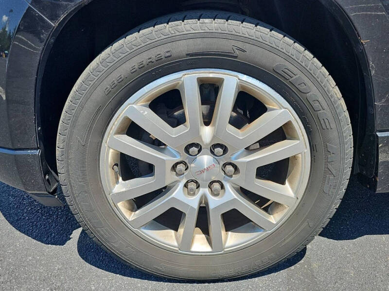 2016 GMC Acadia Denali