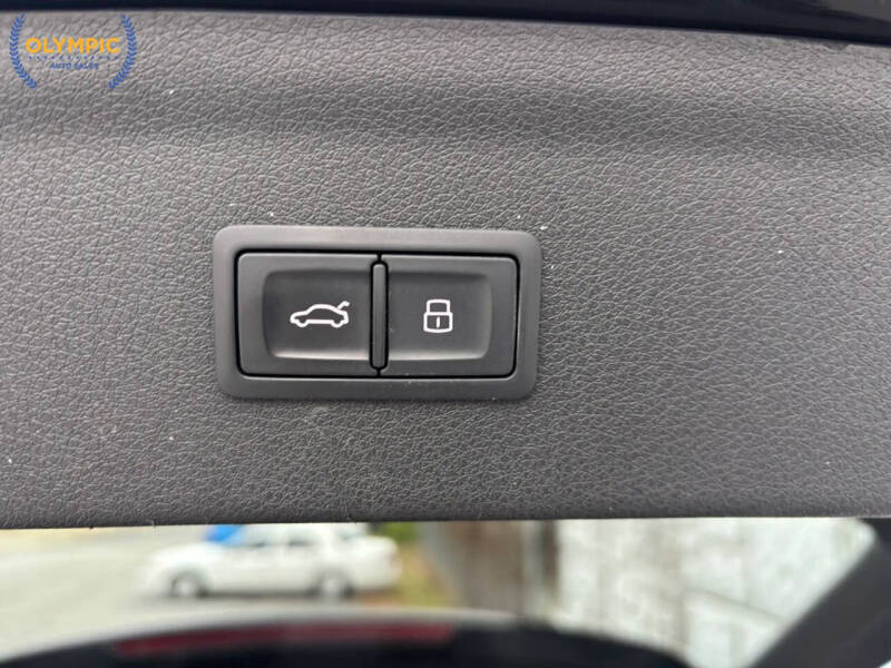 2015 Audi Q3 2.0T quattro Prestige