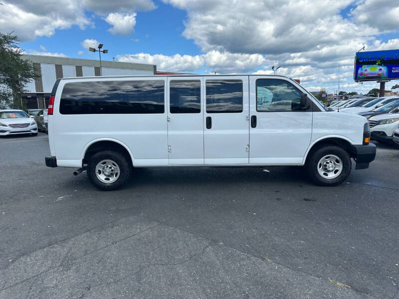 2021 Chevrolet Express LS 3500