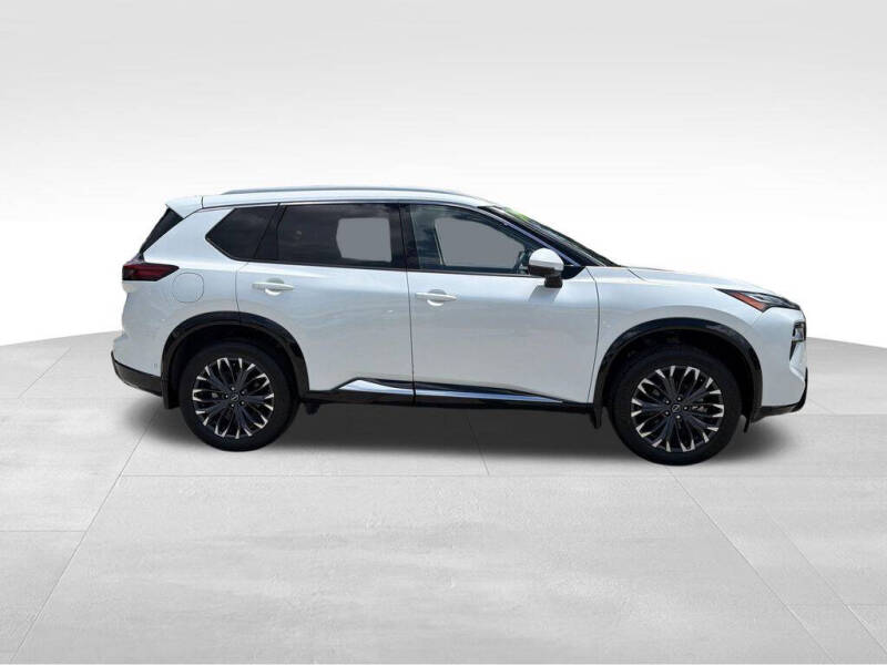 2024 Nissan Rogue Platinum
