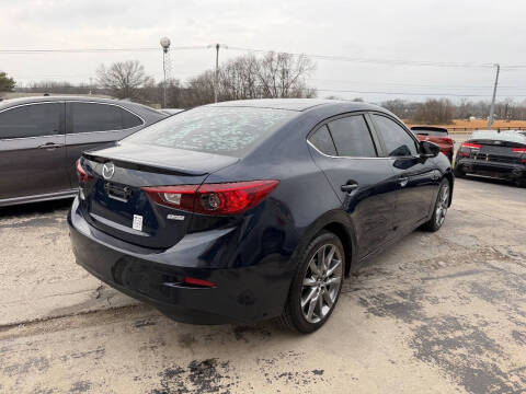2018 Mazda MAZDA3 Touring