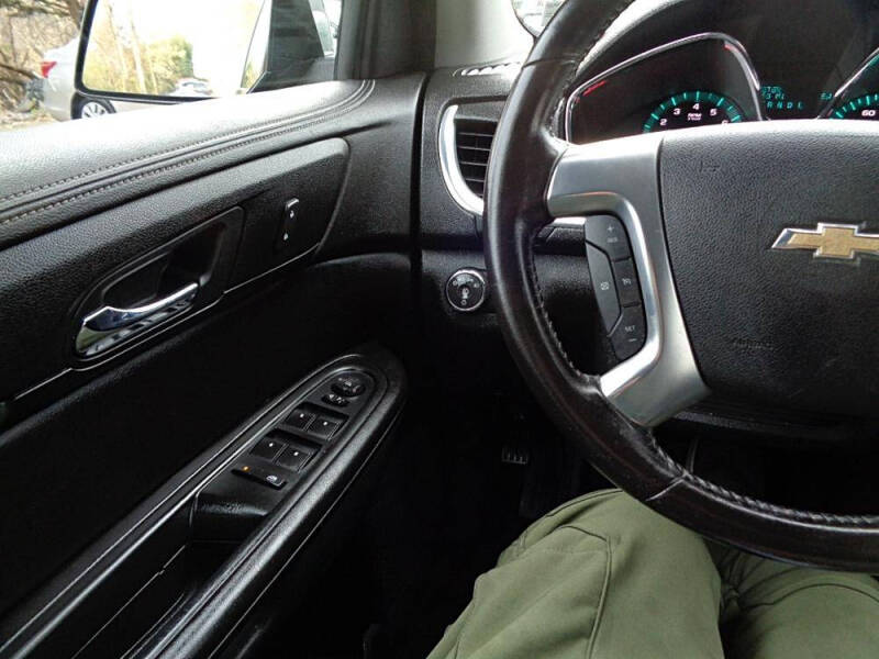 2017 Chevrolet Traverse LT