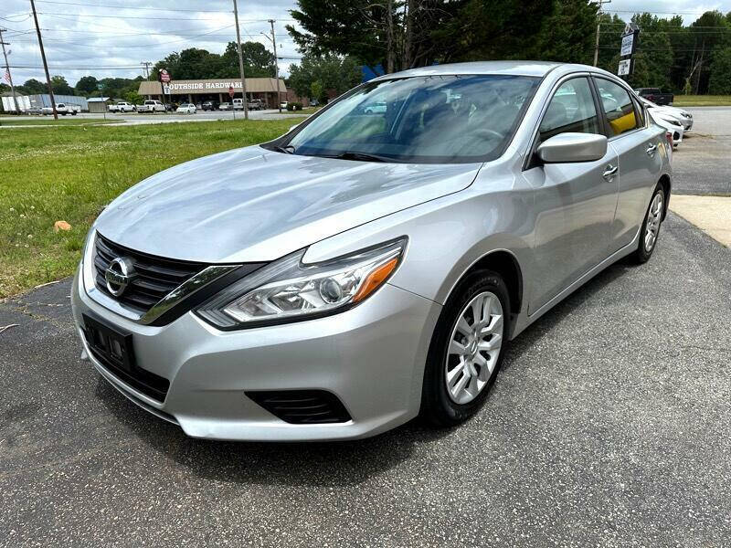 2016 Nissan Altima 2.5 SR