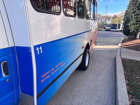 2015 Ford E-Series E-450 SD