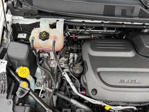 2020 Chrysler Pacifica Touring L 35th Anniversary