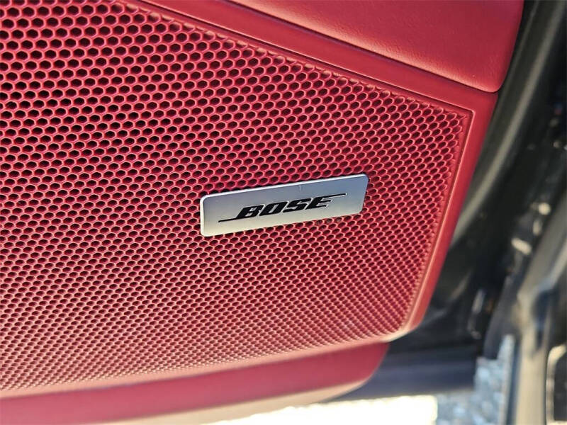 2022 Porsche Cayenne Platinum Edition