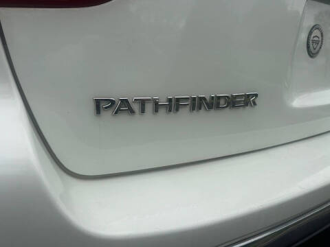 2018 Nissan Pathfinder S