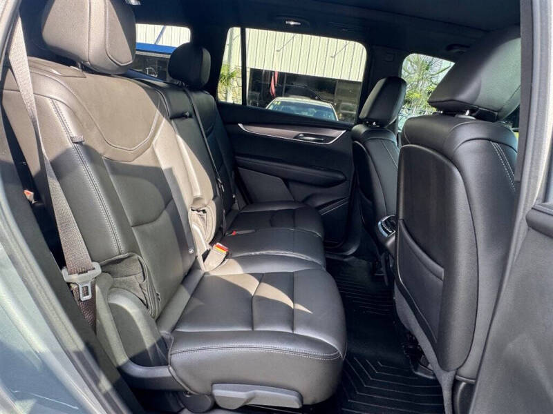 2023 Cadillac XT6 Luxury