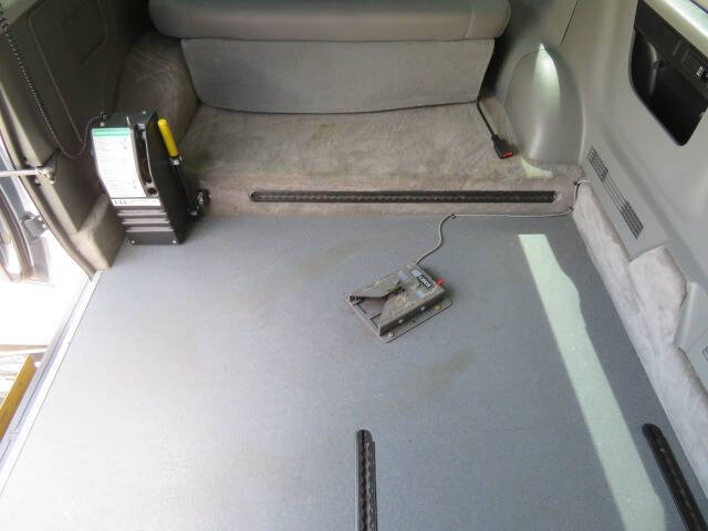 2013 Ford E-Series E-150 XLT