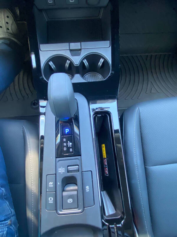 2024 Toyota Prius XLE