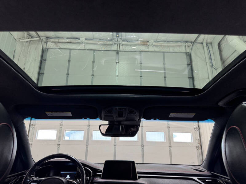 2019 Genesis G70 3.3T Advanced