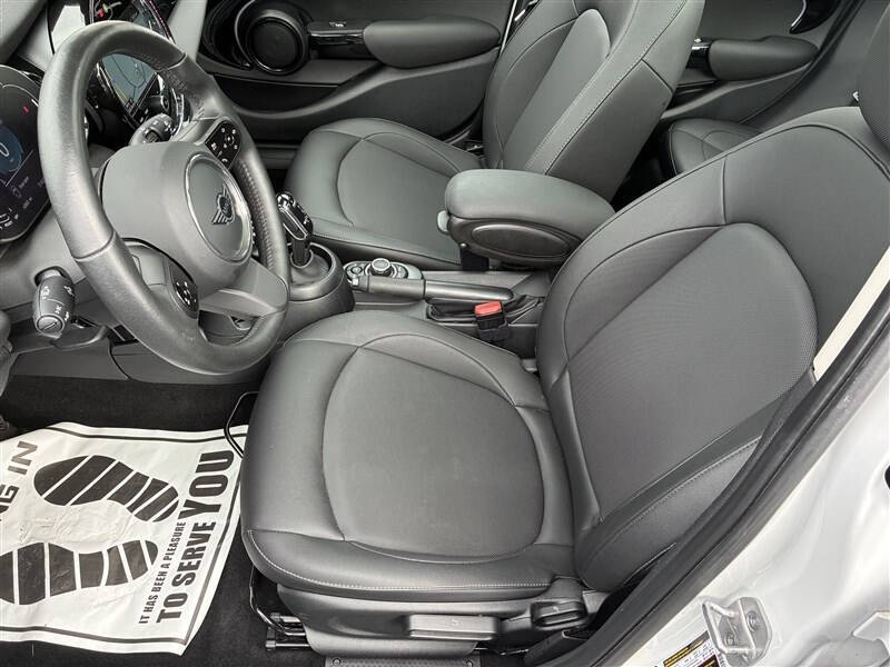 2024 MINI Hardtop 4 Door Cooper