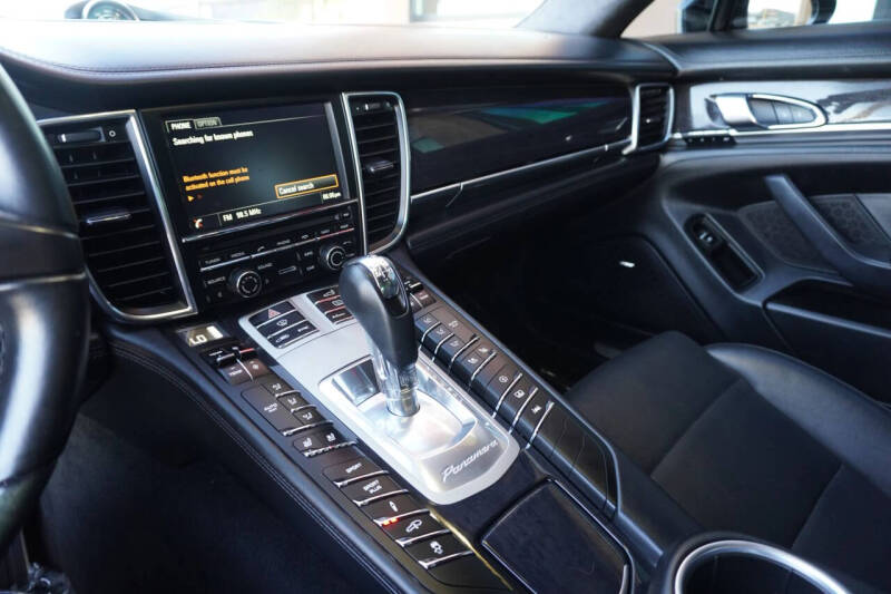 2014 Porsche Panamera Turbo Executive