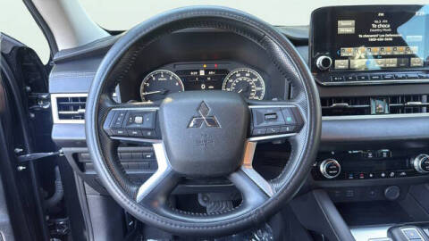 2022 Mitsubishi Outlander SEL