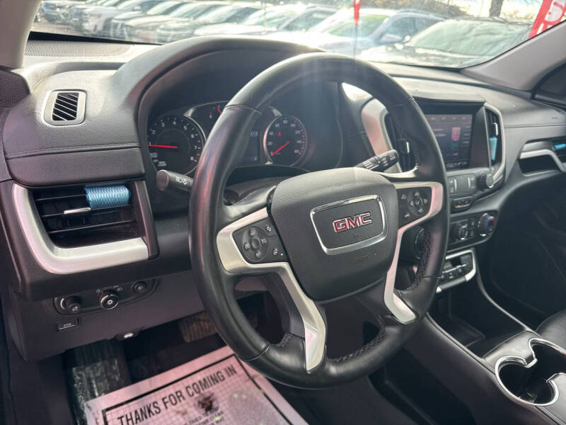 2024 GMC Terrain SLT