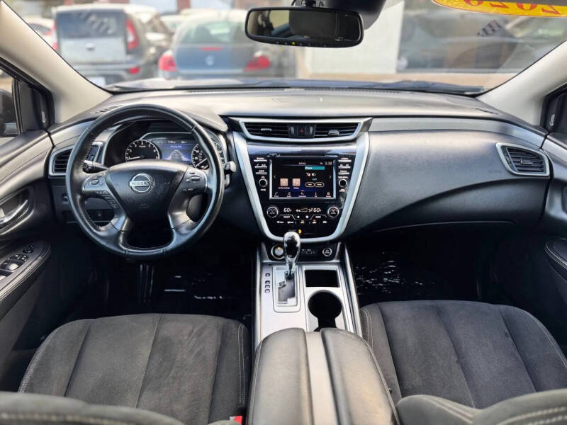 2020 Nissan Murano SV