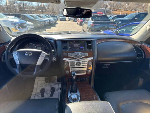 2019 Infiniti QX80 Luxe